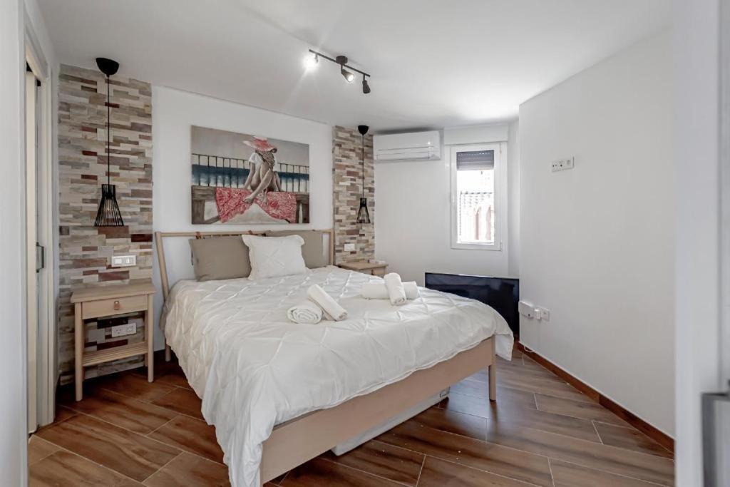 Apartamentos Emilio Бенидорм Екстериор снимка